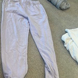 H&M light purple sweatpants, barely worn, size medium, good shape